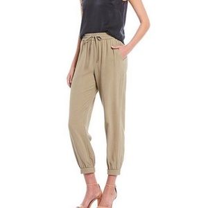 NWT 100% Silk Jogger Antonio Melani (washable silk) - Cream - S